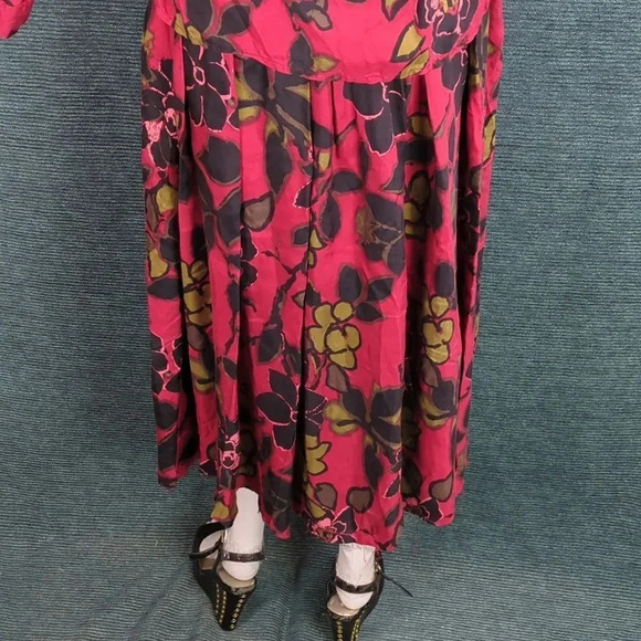 Vintage Silk 2 Piece Skirt & Blouse - Picture 11 of 17